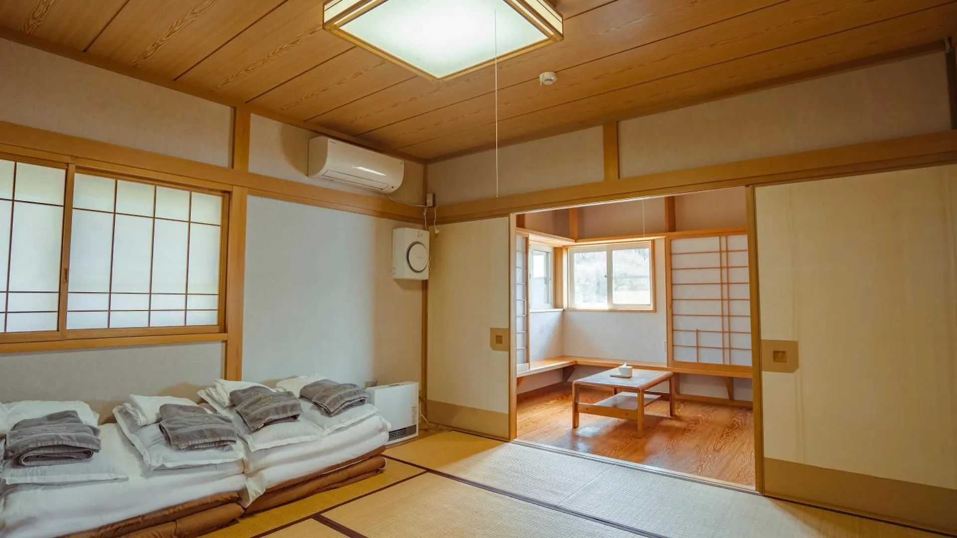 Semesterbostad 富士山の眺望- 超高6メートルロフト- 芦ノ湖, 鳥居が目の前に - 究極露天bbq Villa Hakone